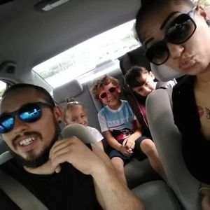 Meet your Posher, Kghjd